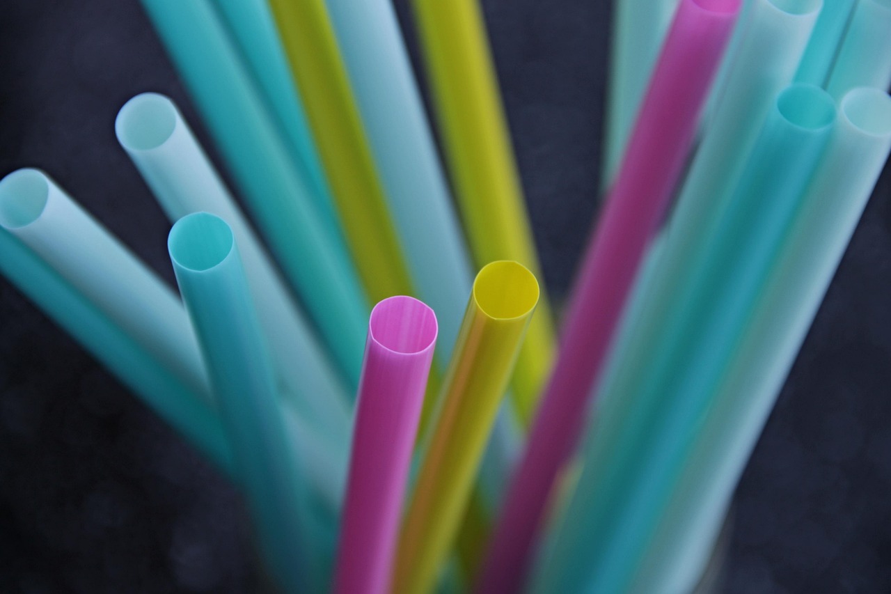 Hergebruik van plastic in esthetisch huishouden design